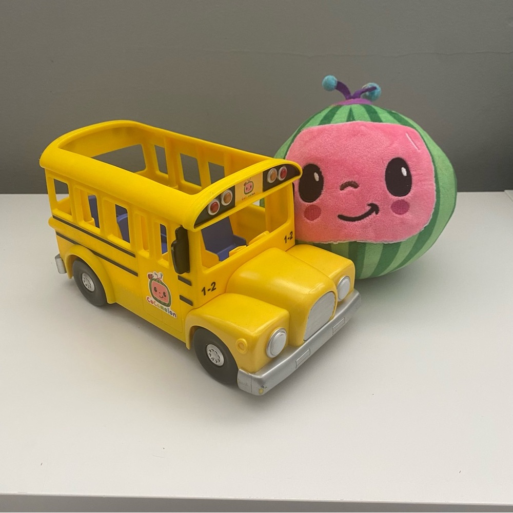 Cocomelon bus and plush toy